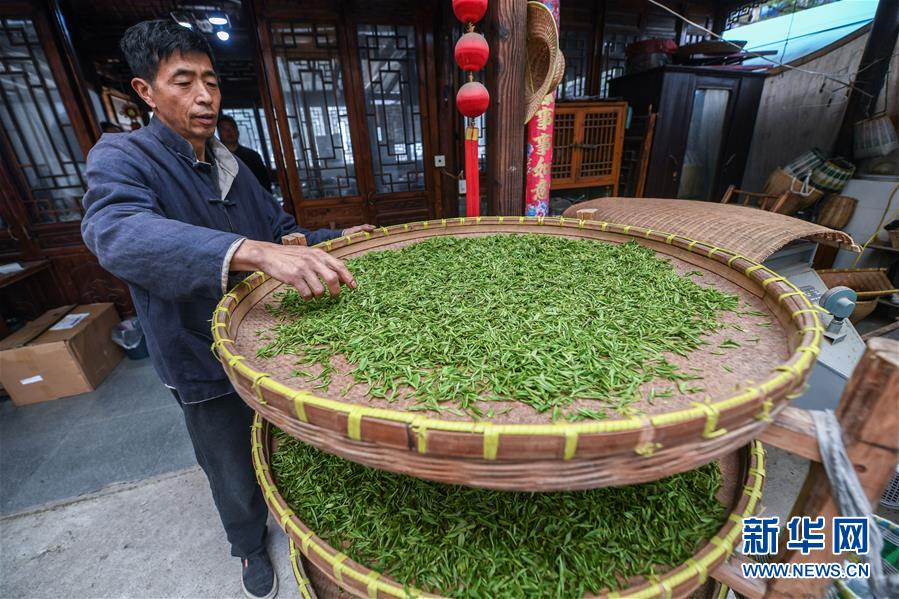 （文化）（1）传承千年唐代紫笋茶饼技艺