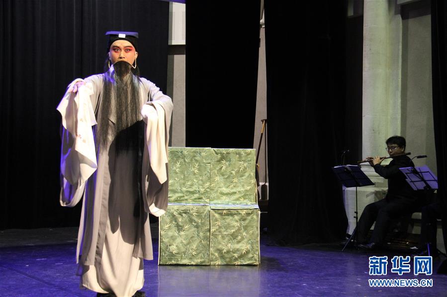 （国际）（1）《浮生六记》在法国阿维尼翁展现中国传统戏曲魅力