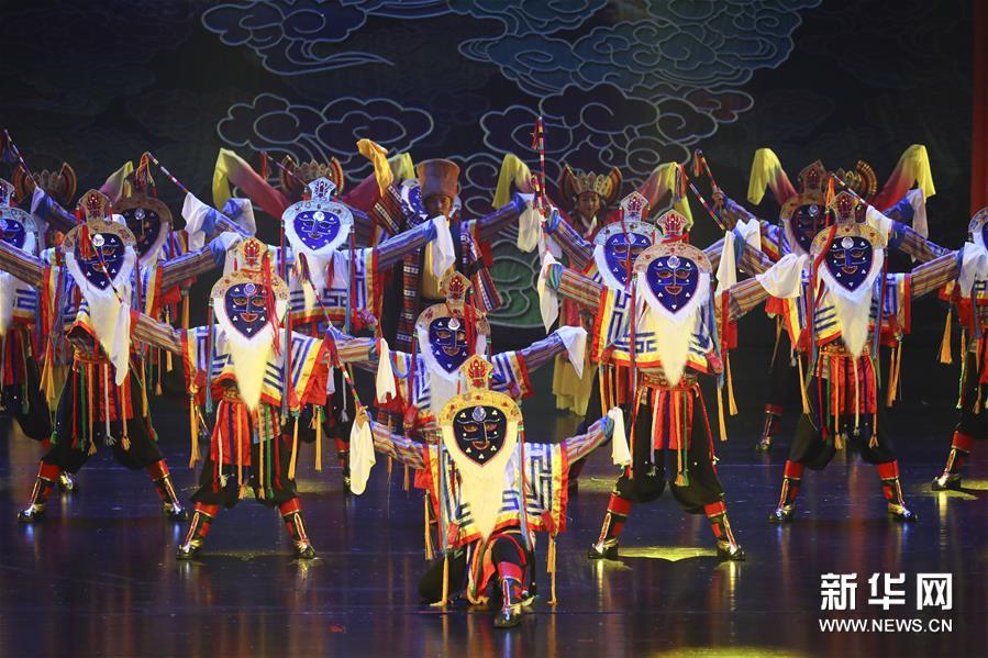 （新华视界）（6）大型舞剧《盛世锅庄》在兰州上演