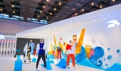 安踏国旗款运动服亮相 助力北京2022冬奥会