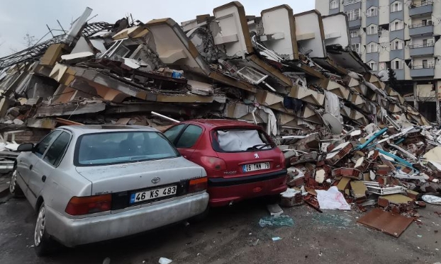 土耳其强震已致该国3381人死亡