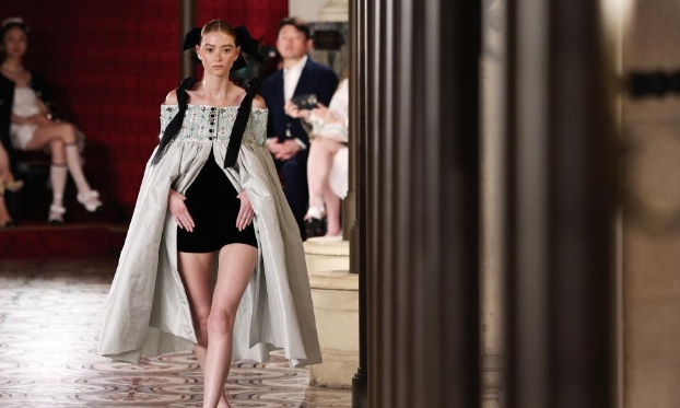  Paris Advanced Customization Week - Chanel Releases New Products in Autumn and Winter to Greet Paris Opera House