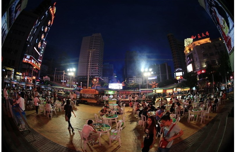 实拍6月30日乌鲁木齐街景