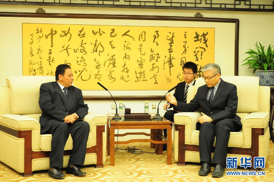 （XHDW）外交部副部长谢杭生紧急约见马来西亚驻华大使