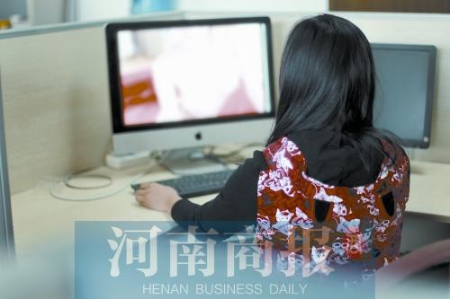 90后美女鉴黄师：不敢告诉家人男友工作内容