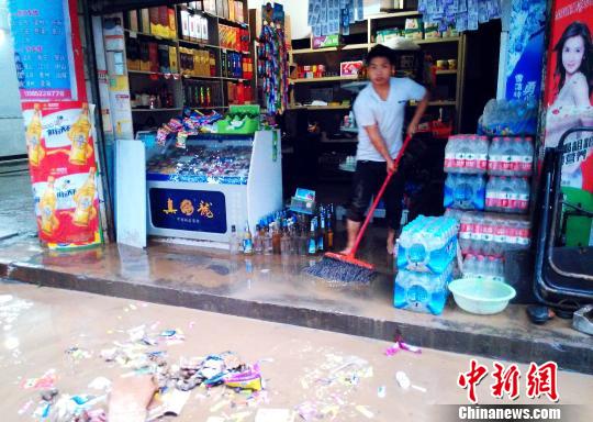 贵州桐梓：洪水过后居民生活已恢复正常（图）