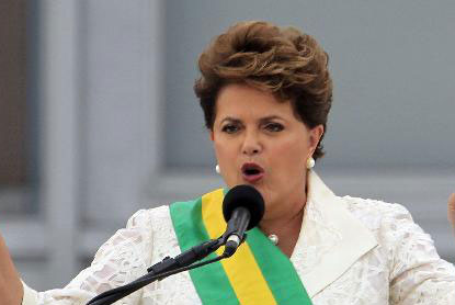 民调显示巴西总统候选人罗塞夫与席瓦势均力敌