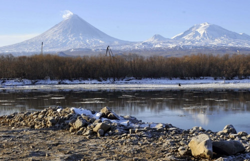 俄最高活火山喷发巨大轰鸣声传至30公里外（图）