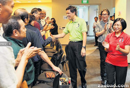 新加坡总理调整内阁华人陈振声将成工运领袖（图）
