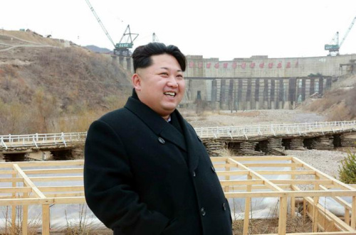 金正恩视察青年发电站建设工地称是朝鲜财富（图）
