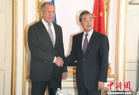 王毅：中俄共同努力推动伊核问题全面协议谈判成功