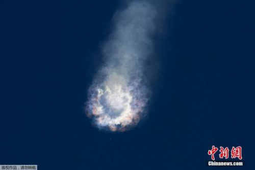 2015年6月28日，“猎鹰9号”火箭解体。