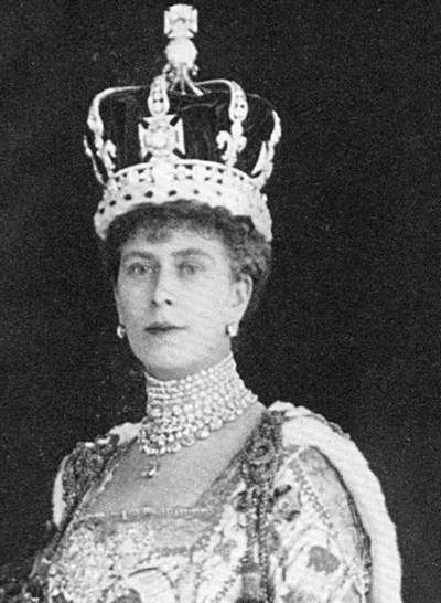 玛丽王后曾戴过这顶王冠。