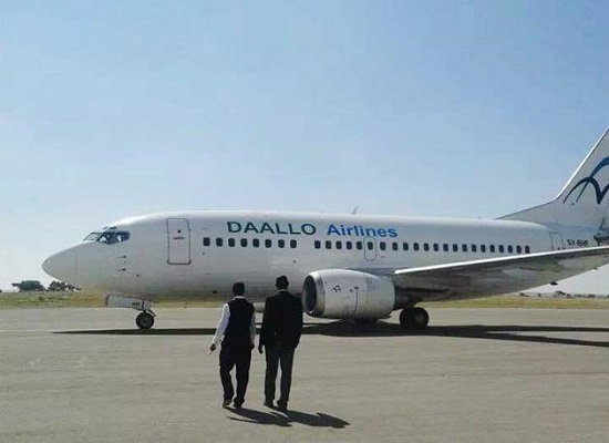 索马里客机起飞后被炸出大洞消息人士称或为恐袭