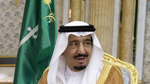 沙特阿拉伯国王萨尔曼撤掉已经担任20年石油部长的老臣职位，并将沙特石油部更名。 