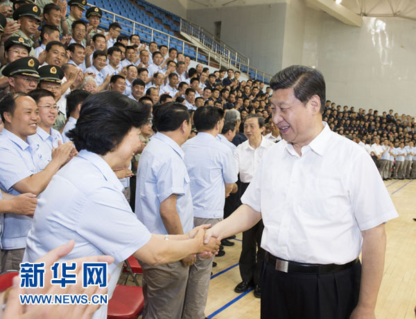 建设航空航天强国 习近平强调创新驱动