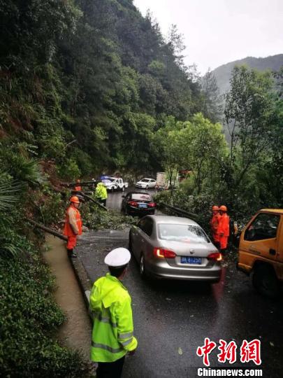 浙江遂昌持续暴雨16500余人受灾