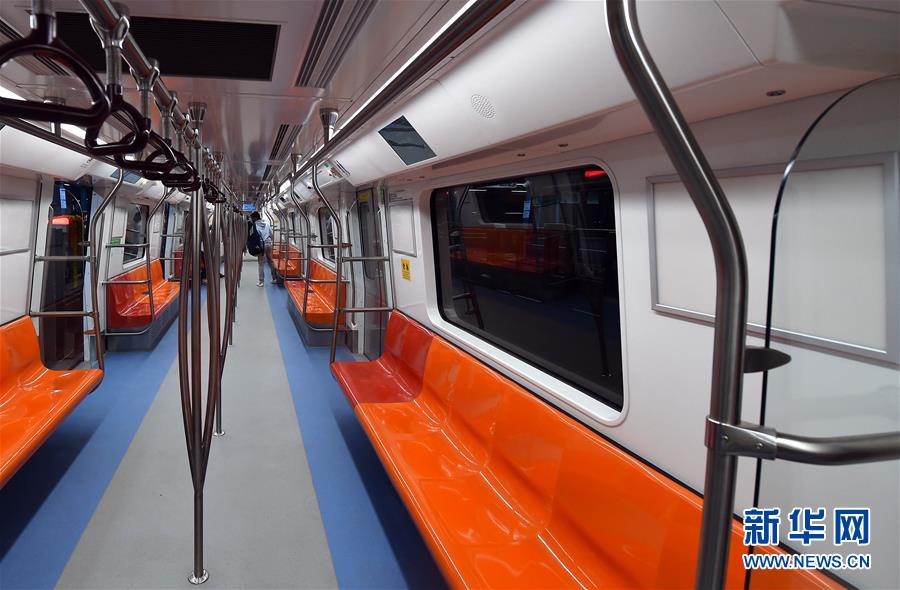 （国际）（2）印度新德里洋红色地铁线建成通车 