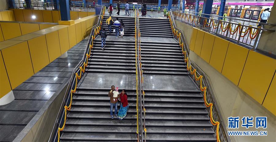 （国际）（5）印度新德里洋红色地铁线建成通车 