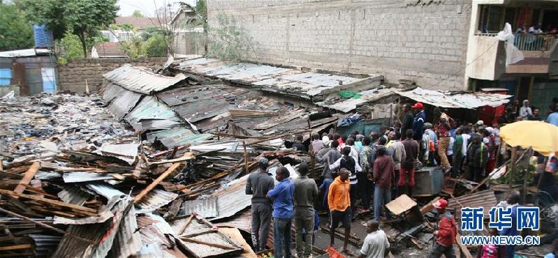 （国际）（2）肯尼亚首都一临时建筑拆除时发生坍塌致2死6伤