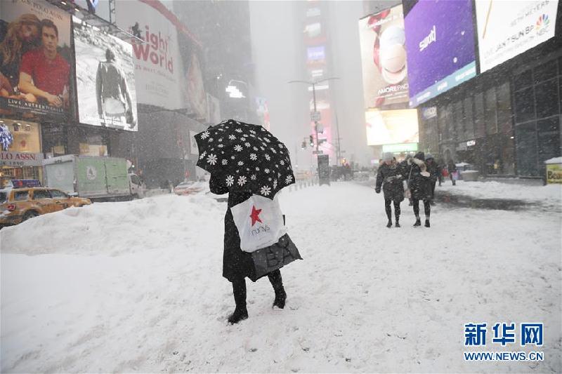 （国际）（3）美国东北部暴风雪肆虐 纽约州多地进入紧急状态