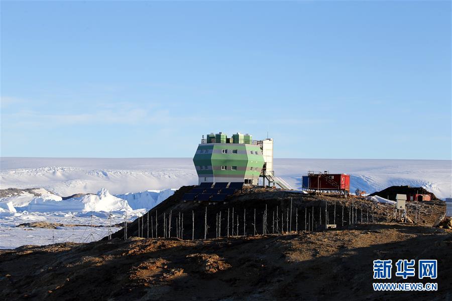 （第34次南极科考·图文互动）（1）通讯：中山站正是雪化时