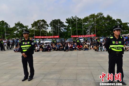 广西南宁警方侦破特大传销案102名组织领导者被捕