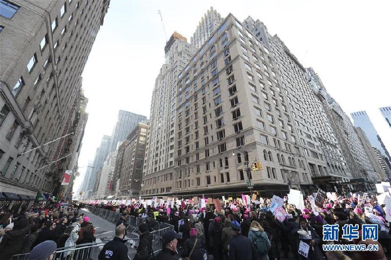 （国际）（5）美国各地举行妇女大游行