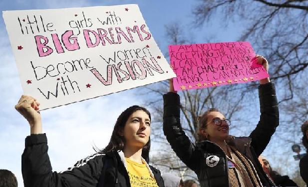 （国际）（6）美国各地举行妇女大游行