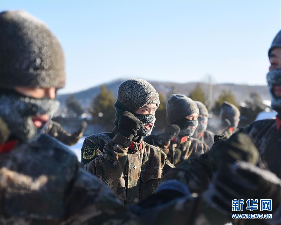 #（社会）（4）坚守在严冬——黑龙江塔河边防官兵极寒天气训练忙