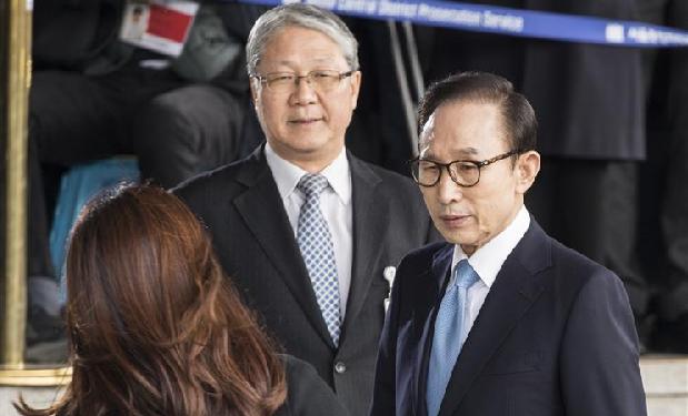 （国际）（2）韩国前总统李明博因涉嫌贪腐和滥用职权等接受检方讯问