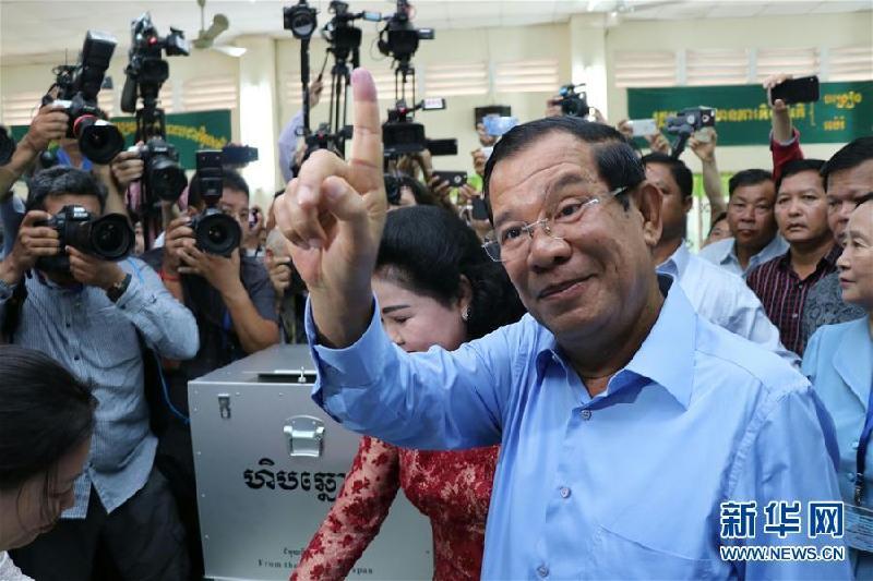 （国际）柬埔寨大选开始投票