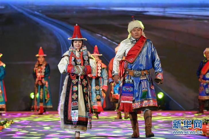（文化）（6）八省区蒙古族服饰艺术节亮相甘肃肃北