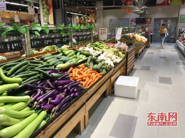 福州一家超市的蔬菜区