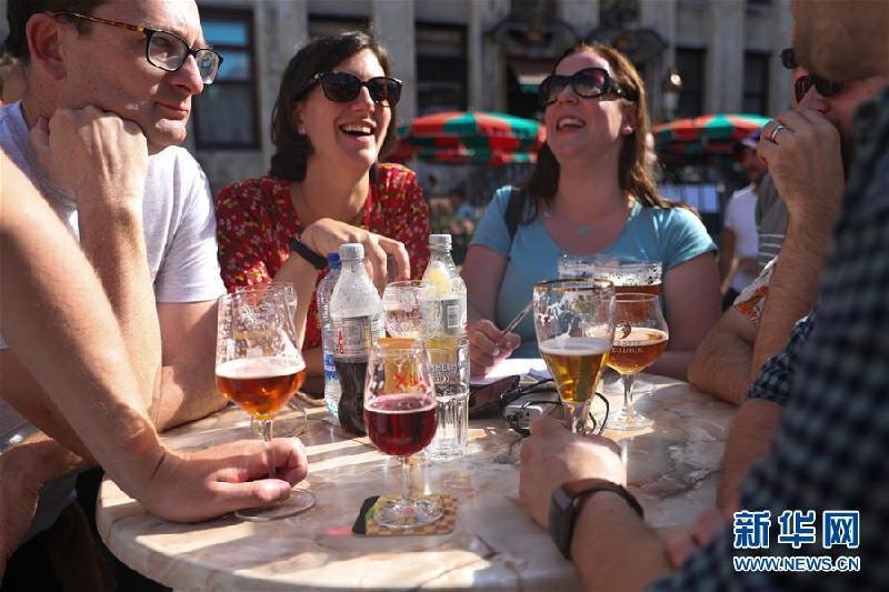 （国际）（1）布鲁塞尔欢度“比利时啤酒周末”