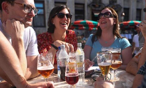 （国际）（1）布鲁塞尔欢度“比利时啤酒周末”