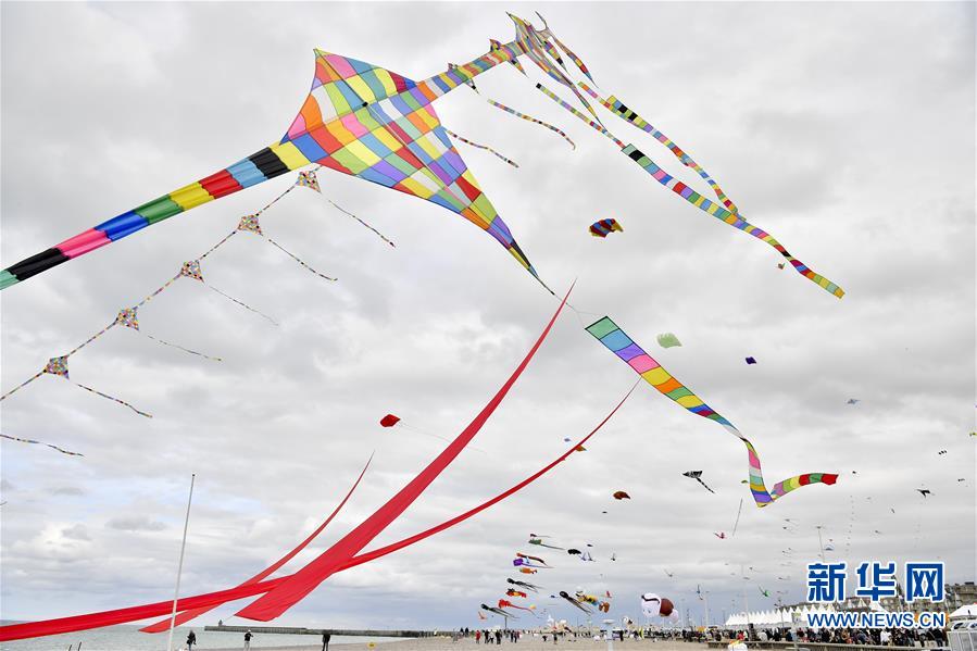 （国际）（4）法国举行迪耶普风筝节