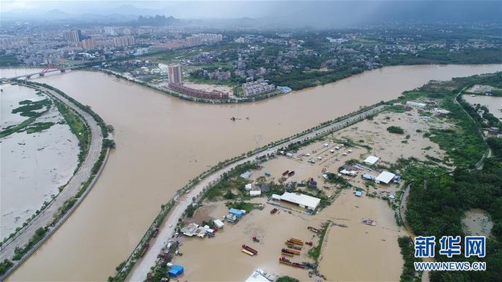 （关注“山竹”）（6）广东阳江受灾严重 救灾重建工作正在进行