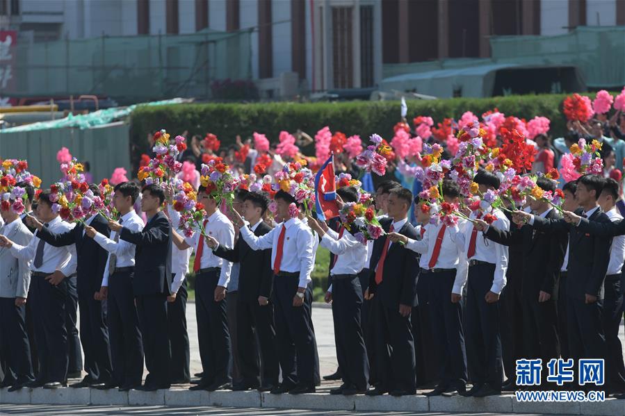 （XHDW）（9）韩国总统文在寅抵达平壤