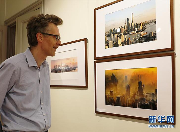 （XHDW）上海改革开放成就图片展在比利时举行