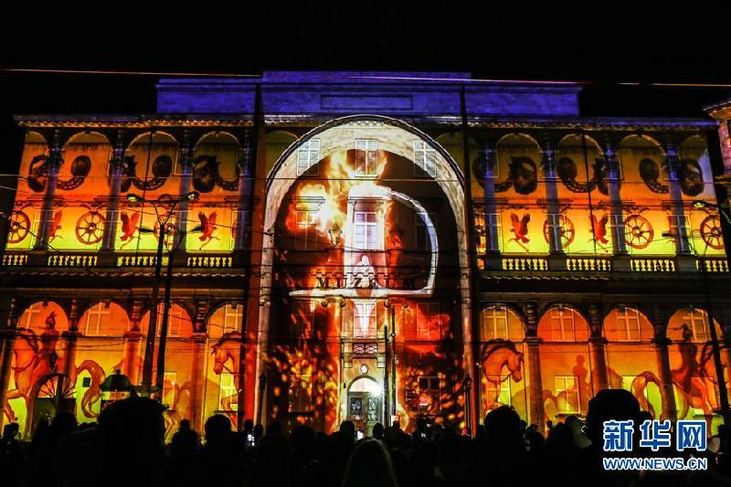 （国际）（4）波兰罗兹举办2018“舞动”灯光节