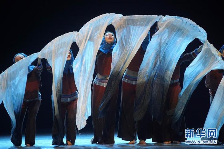 （文化）（4）中国舞蹈“荷花奖”广州开赛