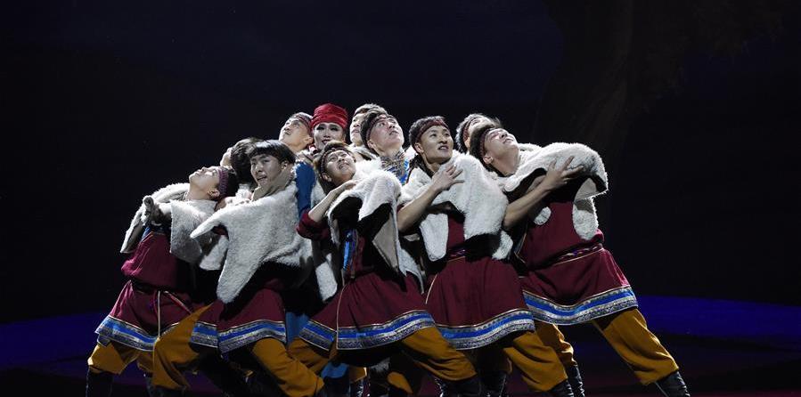 #（文化）（4）情景歌舞《草原上的乌兰牧骑》在呼和浩特上演
