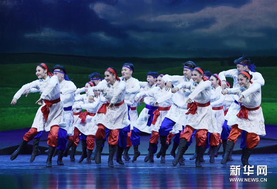 #（文化）（1）情景歌舞《草原上的乌兰牧骑》在呼和浩特上演