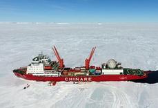 （“雪龙”探南极·图文互动）（1）特写：亲历南极“海陆空”全天候卸货攻坚战