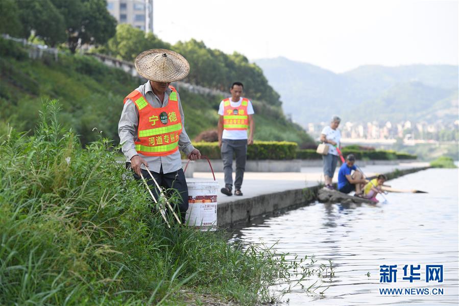 （新华全媒头条·“改革开放40年”变迁走笔·图文互动）（5）绿色的奇迹——改革开放40年变迁系列述评生态篇