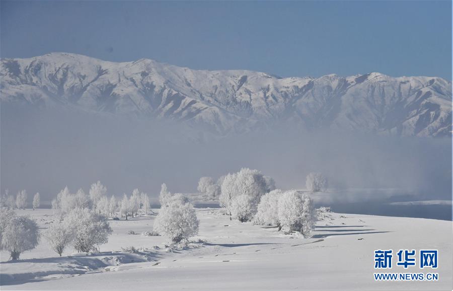 （美丽中国）（3）西藏：雅江现雾凇奇观