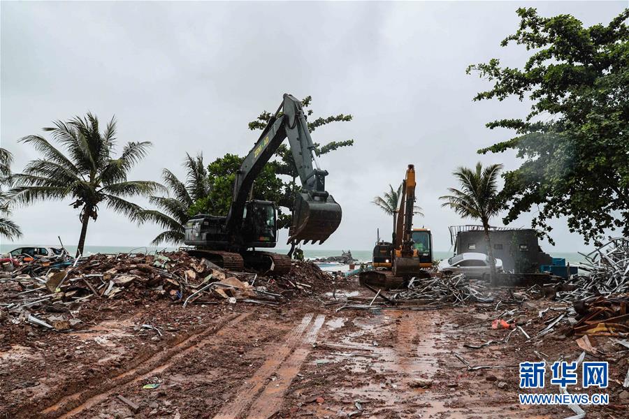 （国际）（1）印尼万丹海啸救援清理工作陆续展开