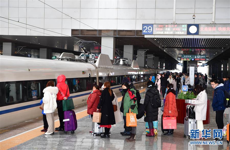 （关注春运·图文互动）（7）春节假期铁路发送旅客6030万人次