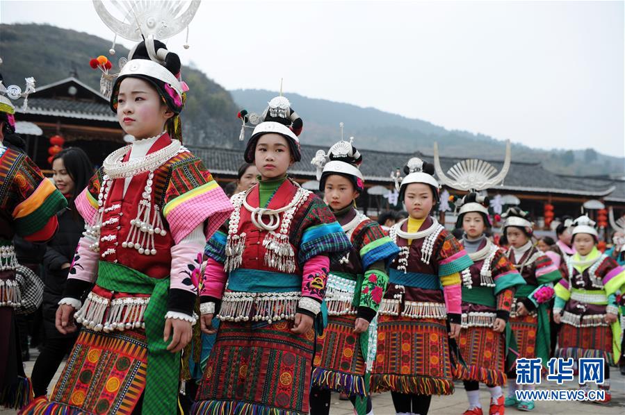 （文化）（4）贵州凯里：盛装起舞闹新春